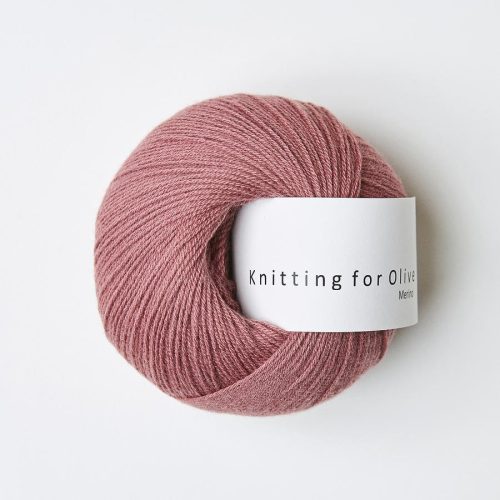 Knitting_for_olive_Merino_wild_berries