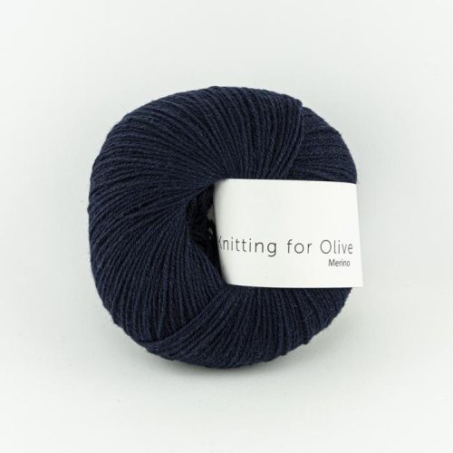Knitting_for_olive_merino_navy_blue